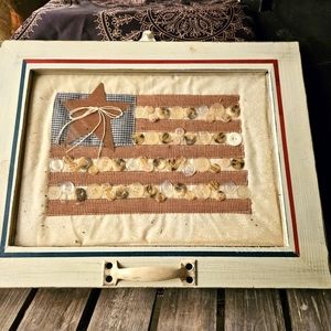 AMERICAN BATTED FLAG-TIN STARS & BUTTONS- "WINDOW LOOK"